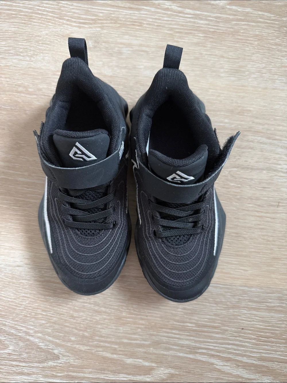 Nike Kids Black Sneakers with White Swoosh - Velcro Strap